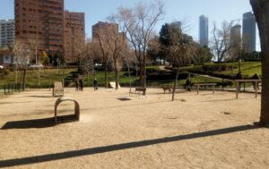 Área canina en Parque Norte